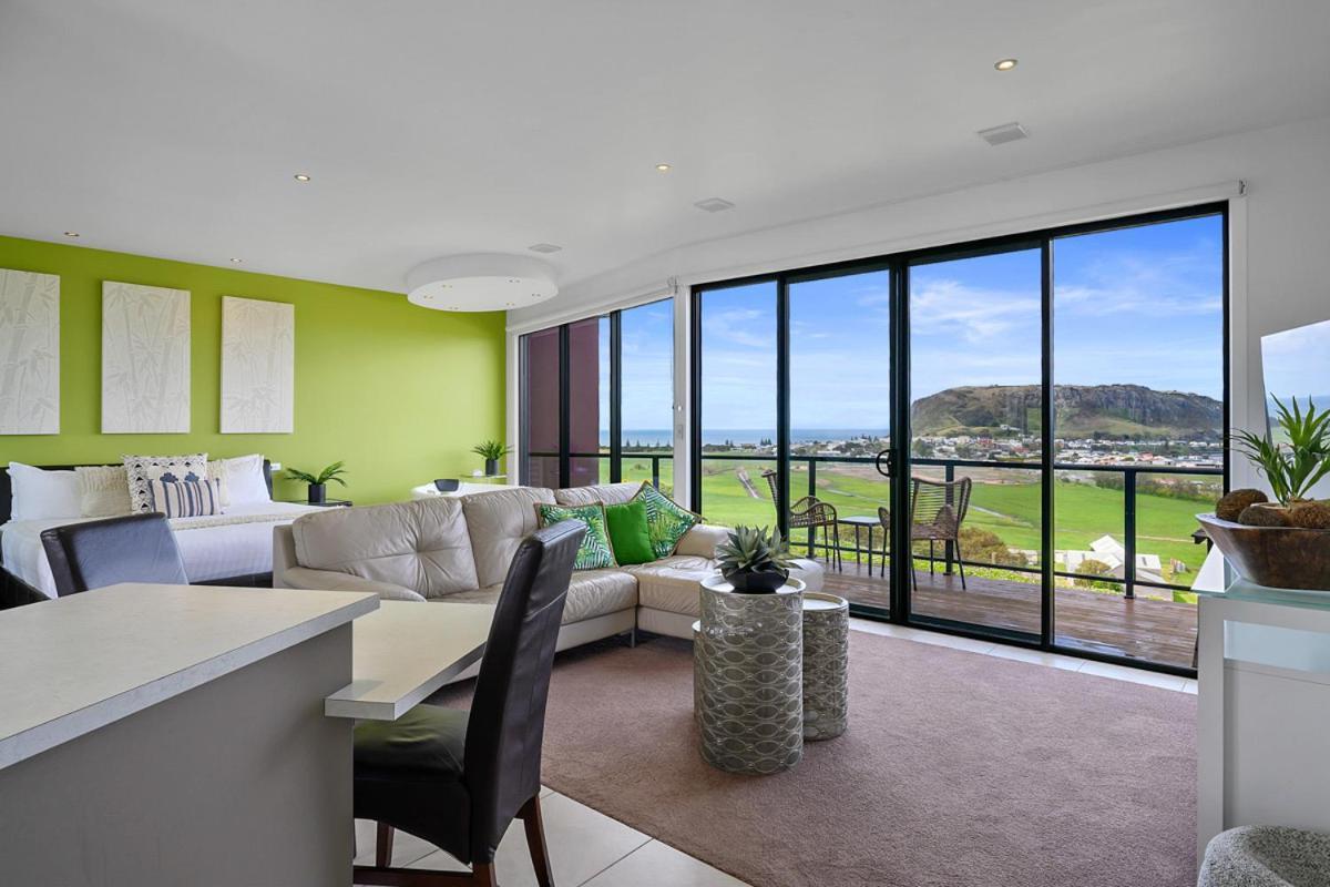 Horizon Deluxe Apartments Stanley Dış mekan fotoğraf